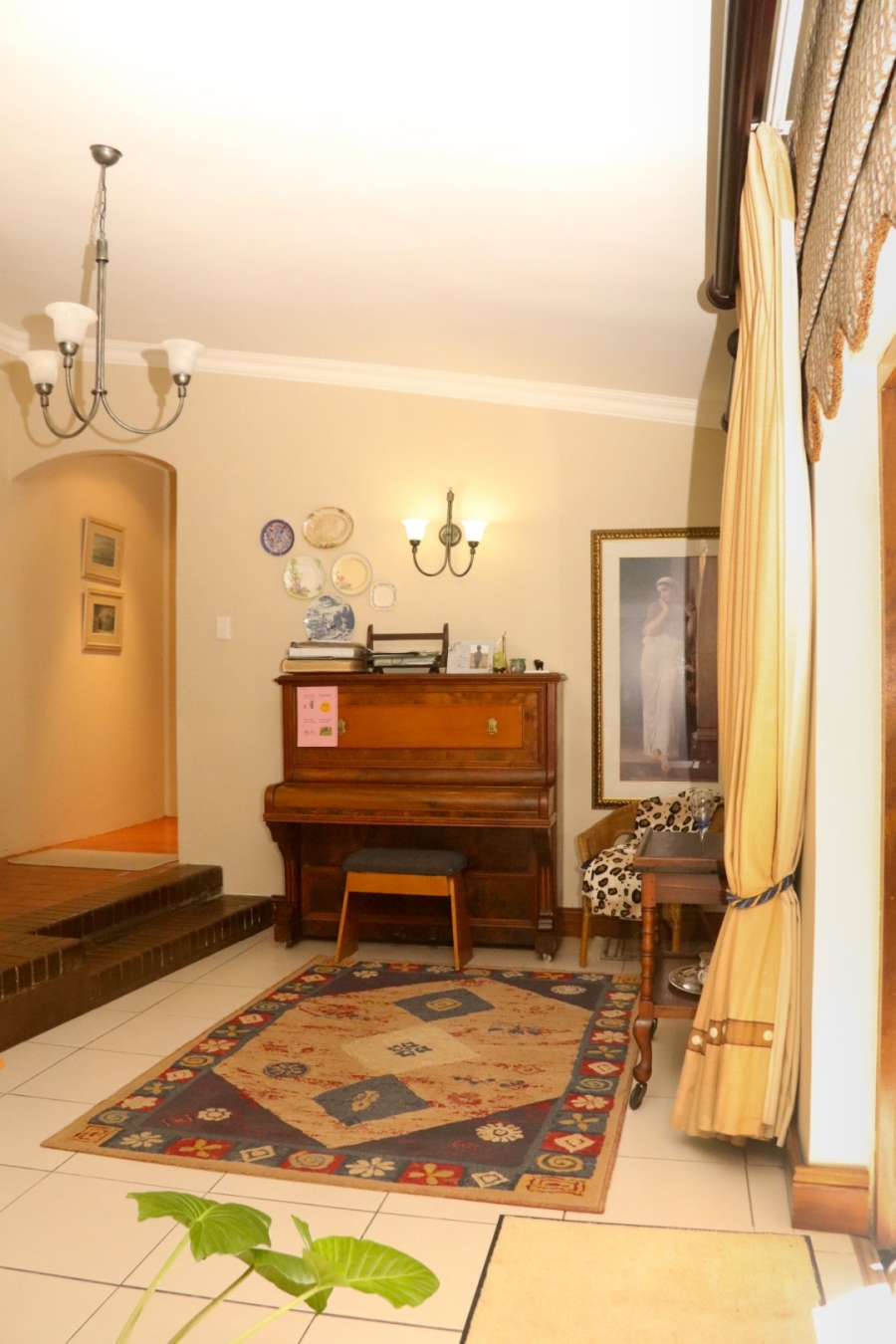 5 Bedroom Property for Sale in Senekal Free State